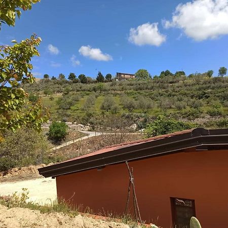 La Casa Dei Sogni Hotel Agira Екстериор снимка
