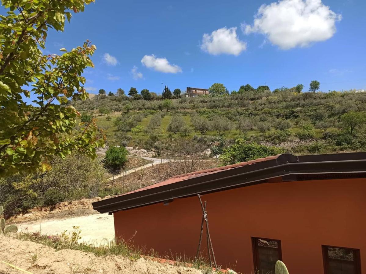 La Casa Dei Sogni Hotel Agira Екстериор снимка