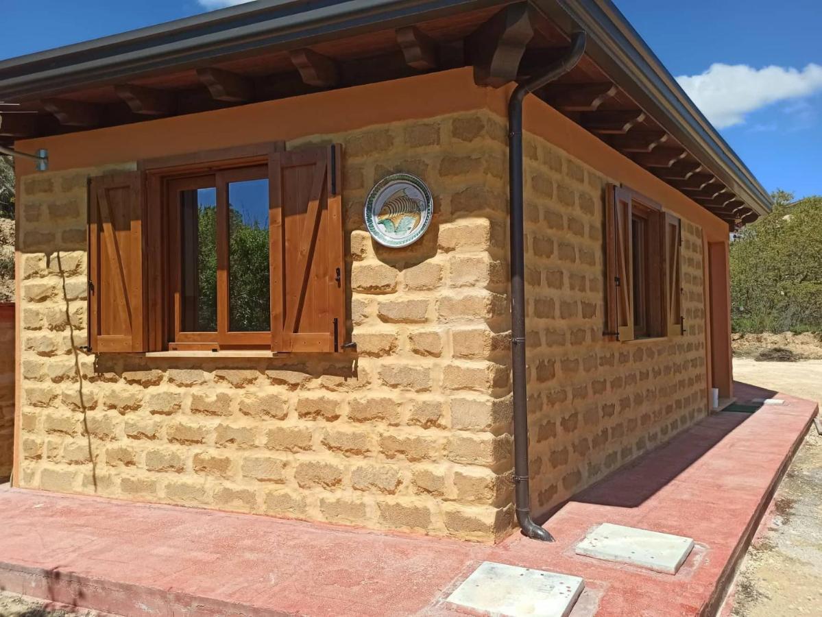 La Casa Dei Sogni Hotel Agira Екстериор снимка