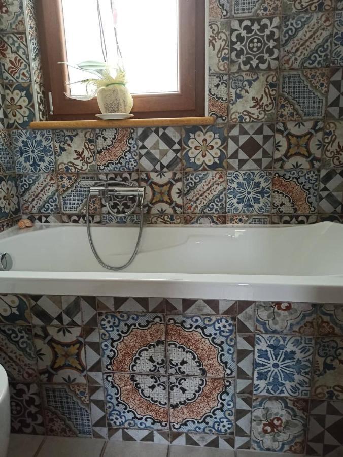 La Casa Dei Sogni Hotel Agira Екстериор снимка