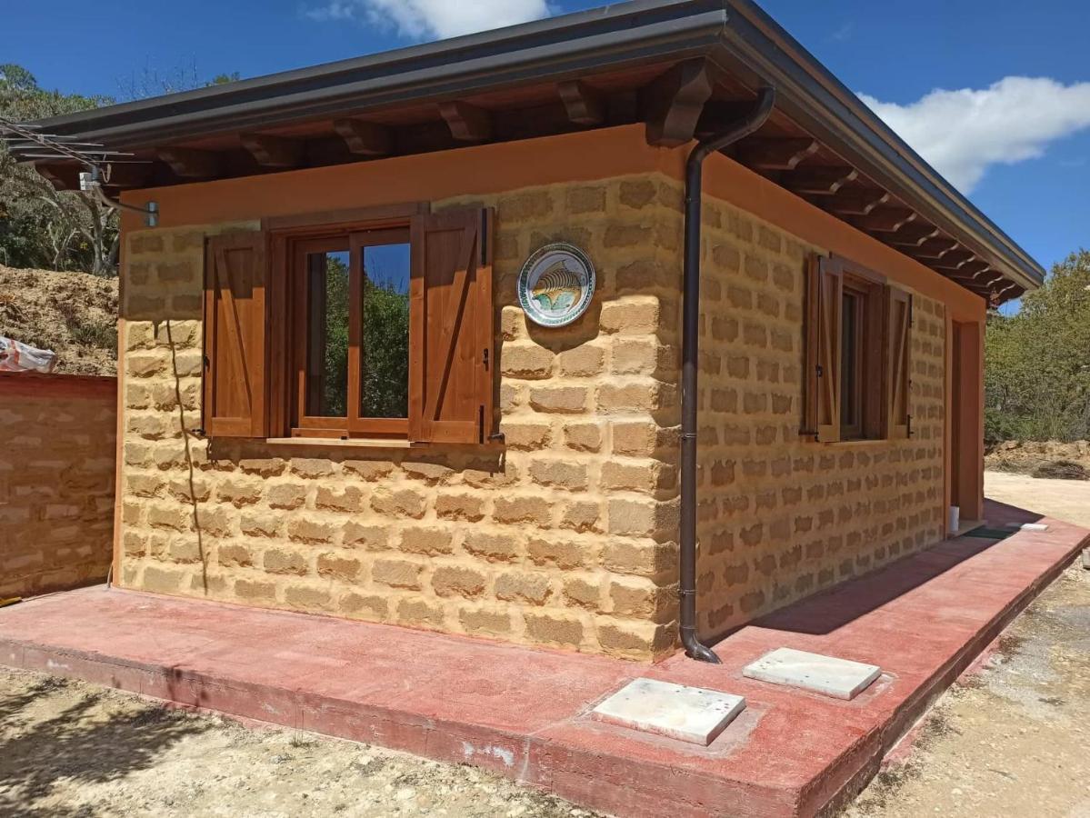 La Casa Dei Sogni Hotel Agira Екстериор снимка